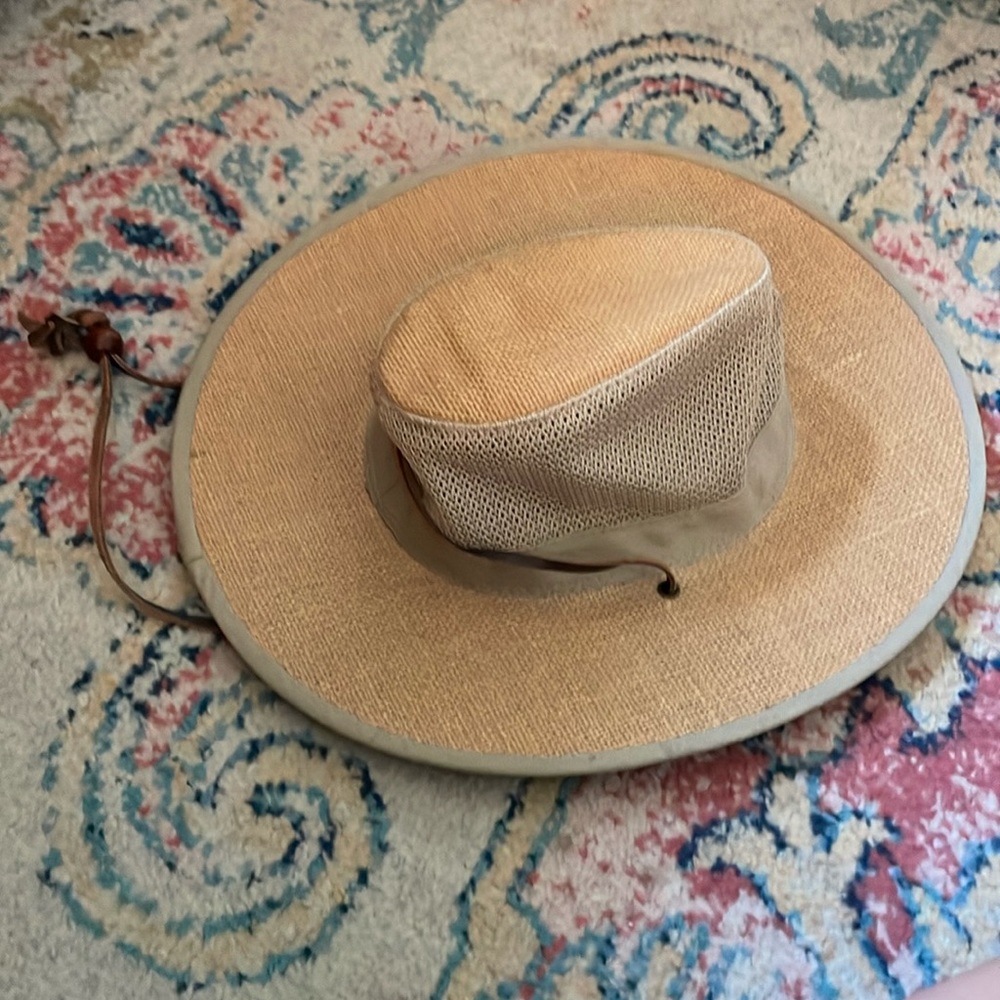 Godfrey’s handmade Australian hat. M. Breathable mesh
